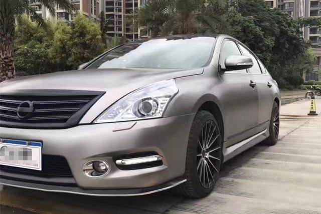日产天籁电光钛灰车身改色案例 最酷的天籁之音