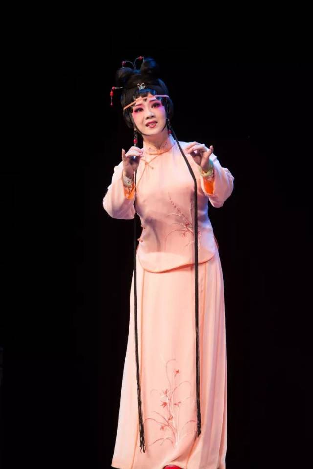 曾静萍:我的演出,没有一场是一样的