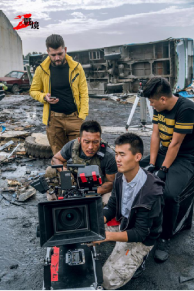 电影《战境:火线突围》顺利杀青 实力导演全拳