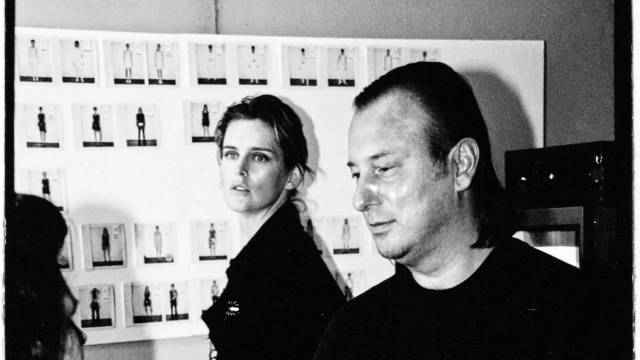 Helmut Lang 的A-Z：回顾这位90年代最具影响力的设计师_手机搜狐网