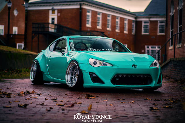 蓝色魅力 宽体 外八脚改装丰田86