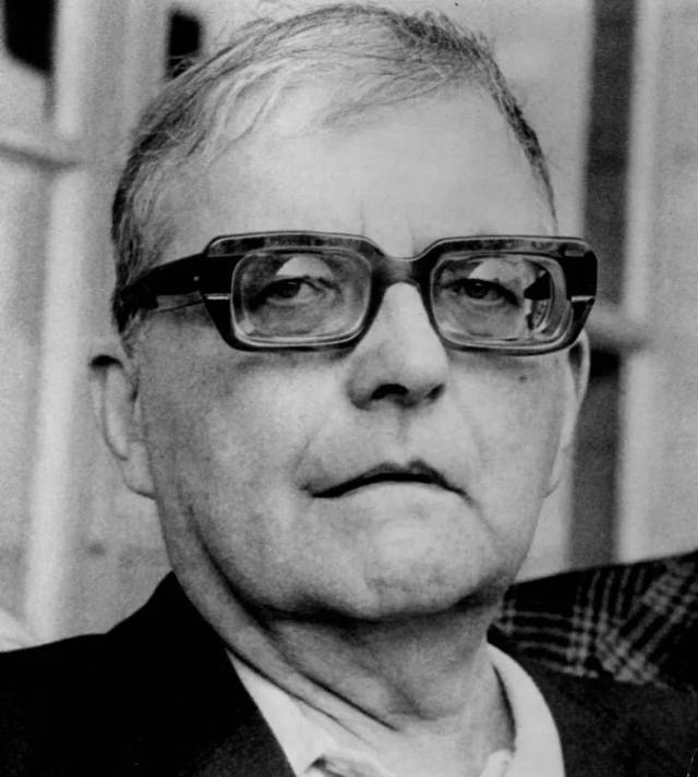 屈从还是抗争 | 肖斯塔科维奇第五交响曲的历史