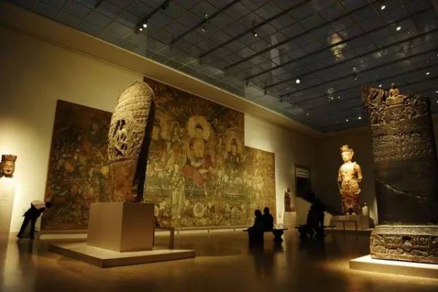 美国大都会博物馆收藏的《药师经变》壁画