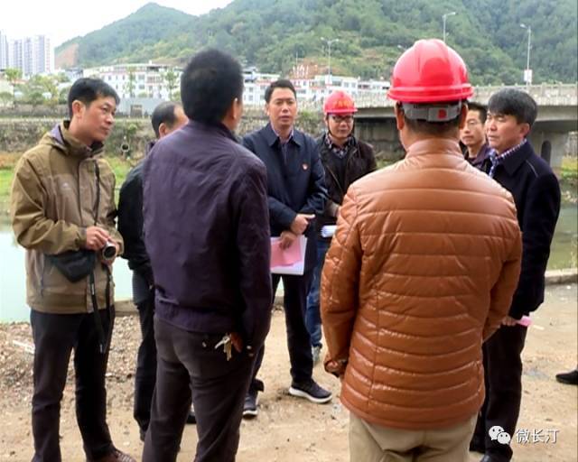 11月21日,长汀县副县长陈其民带领县委办,县政府办,县住建局等部门