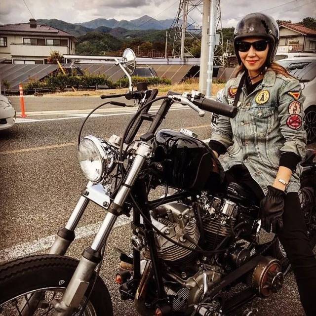 哈雷女骑士,疯一样的女子