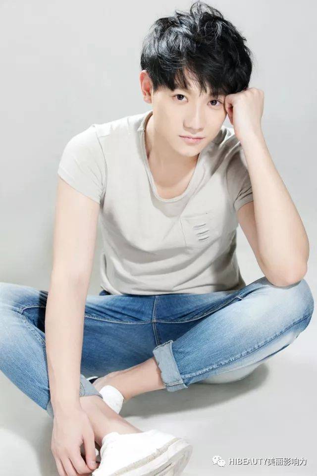 男神|李亨:行走的衣架子