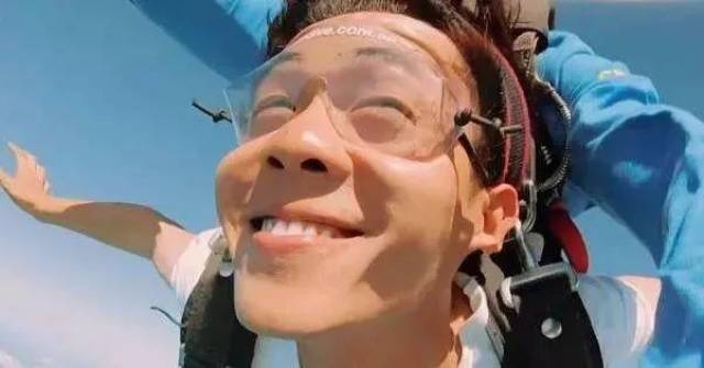 力证从未整容 如果不说 你肯定猜不出这是谁 简直被吹成了"小老头"