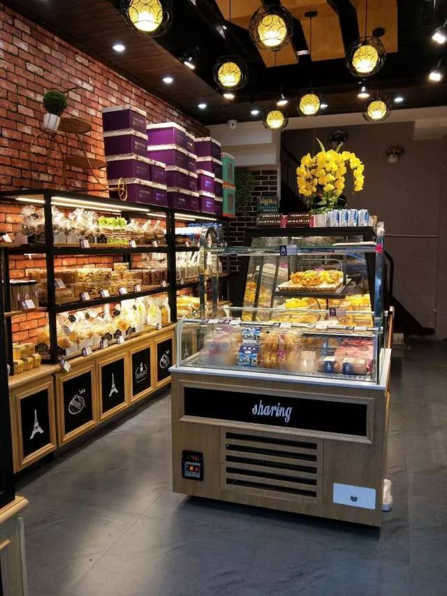 福利||一家不"单纯"的蛋糕店