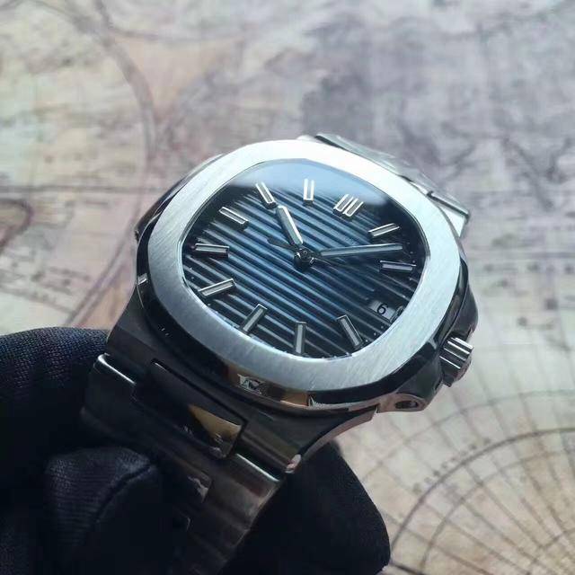 全世界名声大噪的钢表之王百达翡丽5711