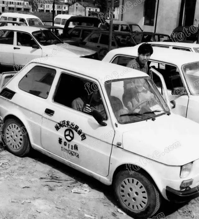 上海70年代三轮出租车图片