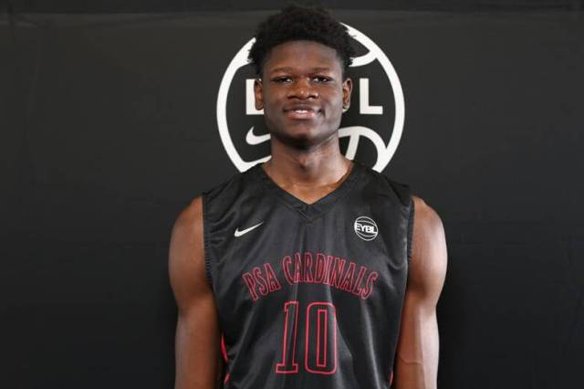 他的名字叫 mohamed bamba