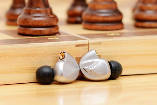 以处女座之名,打造最完美耳机,飞朵处女星评测