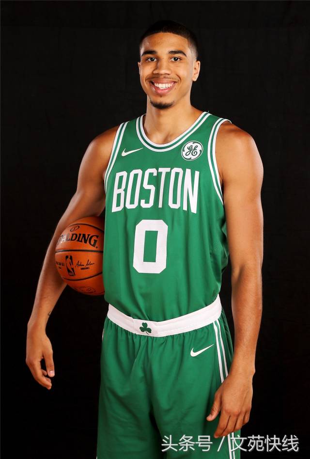 最新nba新秀榜!西蒙斯第一,库兹马升至第二,球哥无缘前五!