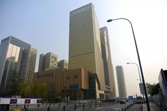 成都新建"土豪金"大楼,金光闪闪十分抢眼