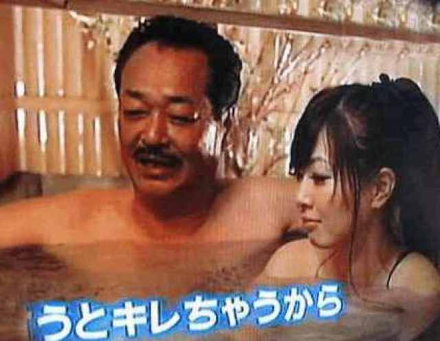 日本最近有一款收视率极高的综艺节目,节目的主旨在展现父亲和女儿