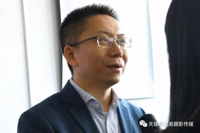 "寻找中国乡村抱才娃"走进天镇一中 助力精准扶贫