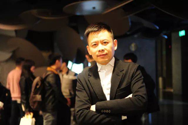 知名古董界大咖,伦敦东方瓷器协会会员韦九谷