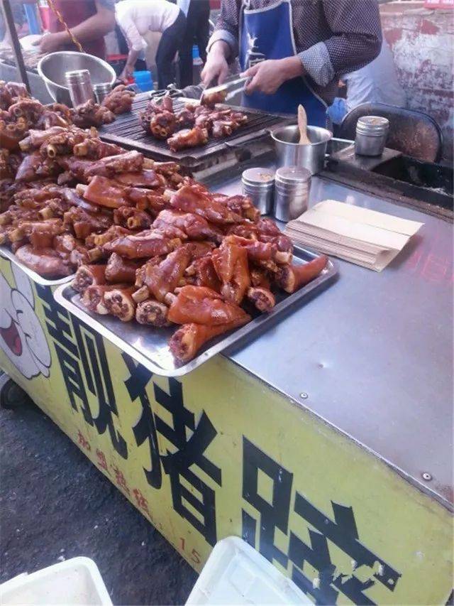 昆明最好吃的10家烤猪蹄店!每一家都香到流口水!
