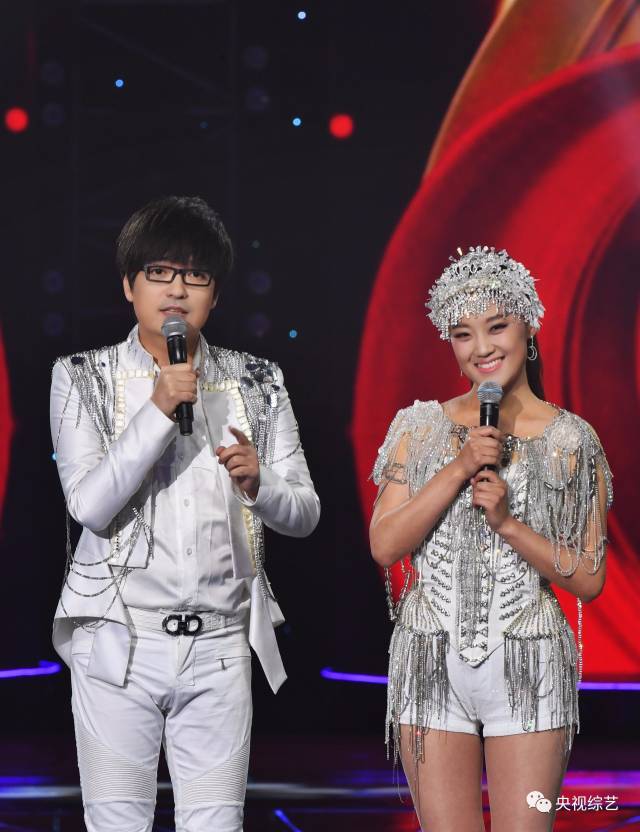 在本期节目的致春晚环节,玖月奇迹还将化身助梦嘉宾,再度重现春晚经典