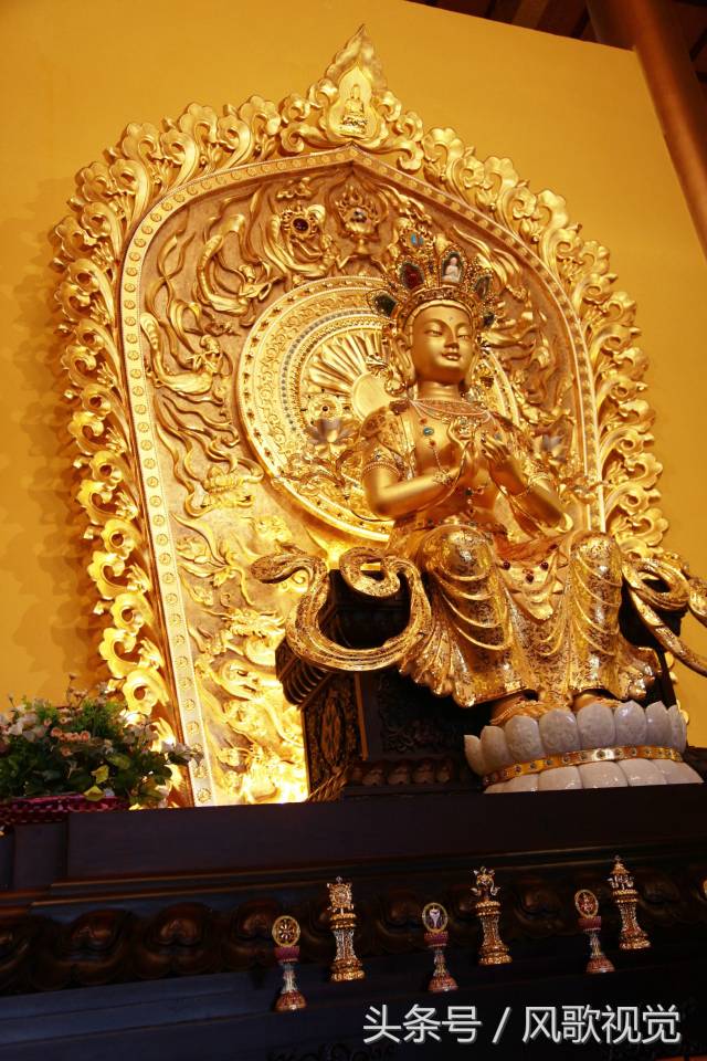 探访全球最大的梵净山金玉弥勒佛像，250多公斤黄金，造价一个亿_ 