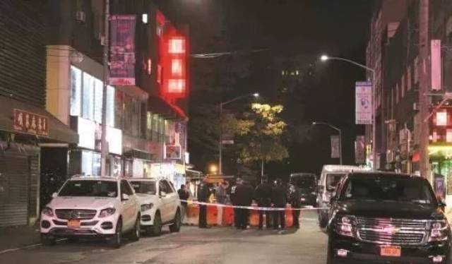 法拉盛缅街华裔按摩女情急4楼跳下,只因躲避.