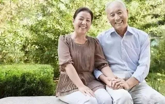 中老年相亲节目火热,老年人谈恋爱有哪些难题