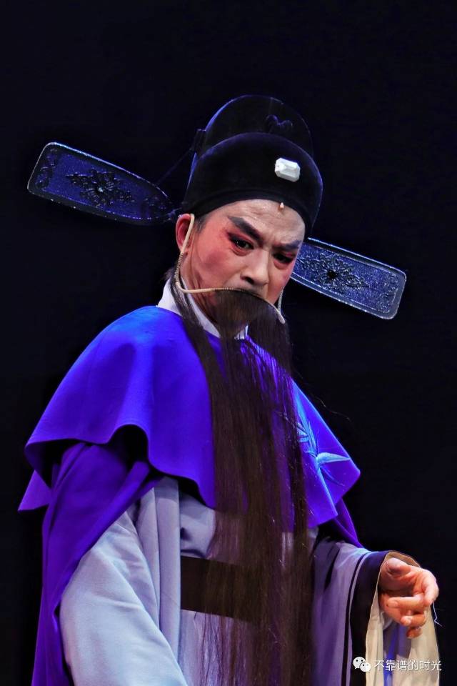 【故事,杂货铺】文章偏爱九秋菊,却爱人间三春桃