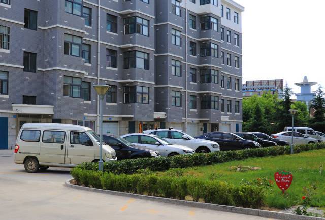 在荣成,您的居住社区将有更暖心的服务!