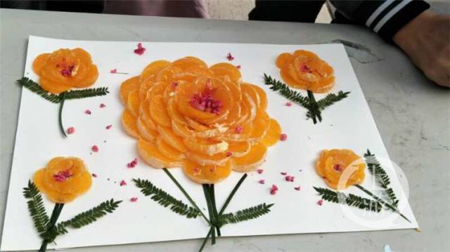 大学生做的"水果拼盘" 创意超乎想象