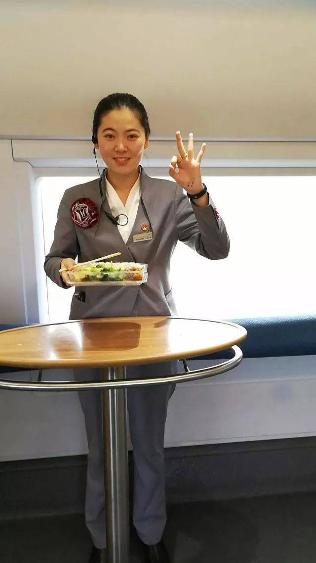 锦州客运段高标准启动列车乘务餐地面配送工作!