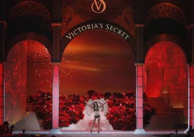 bandfashion | 史上最"烂"维密秀到底差在哪里?