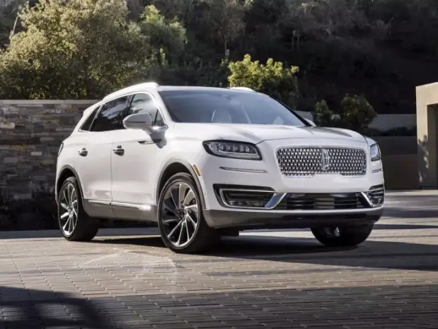 林肯nautilus牧马人的全新换点车型,虽然外观变化比较小,但动力总成