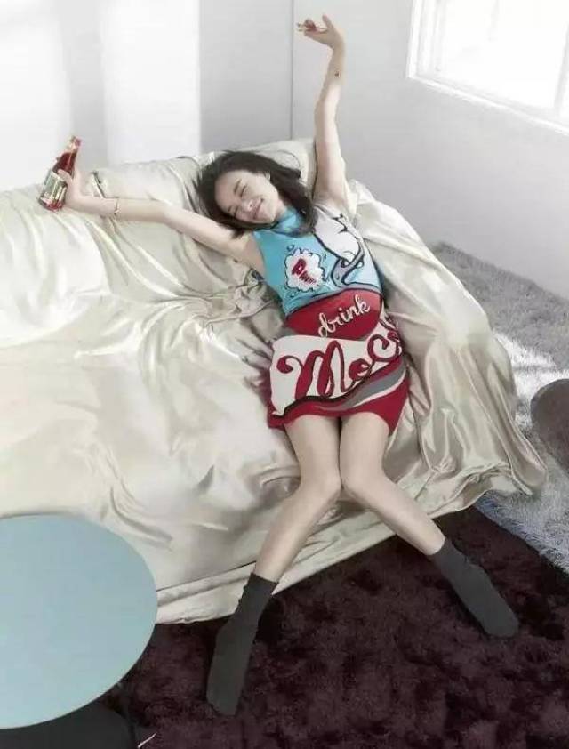 穿搭 既会穿衣又会拍照,这样的倪妮我也想约