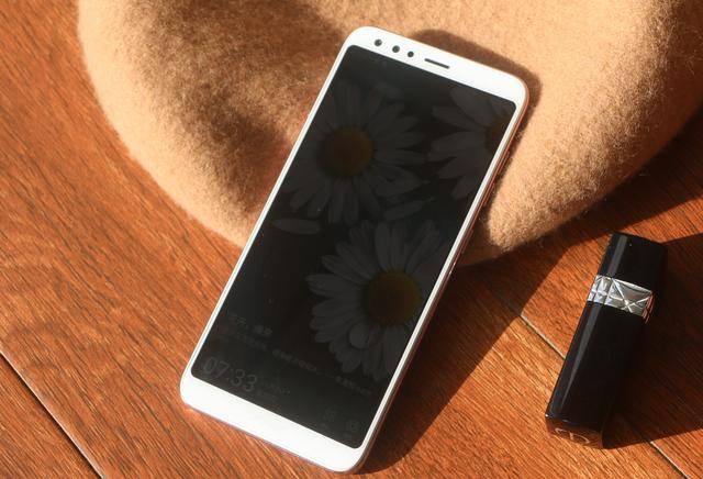 女神必备时尚四摄全面屏手机——金立s11樱花粉轻体验