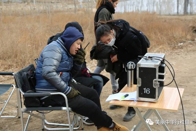 微电影《儿子》剧组探班 驻村第一书记感人故事温暖寒冬