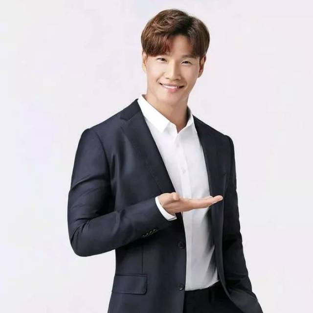 金钟国的代言画报