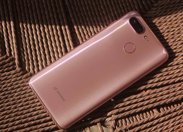 女神必备时尚四摄全面屏手机——金立s11樱花粉轻体验