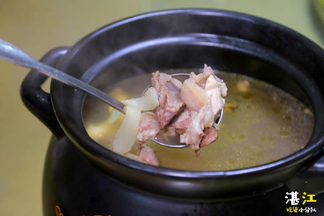 活动时间 2017年12月1日-12月15日 1 烤全羊 原价 1388元/只 2 驴鞭汤