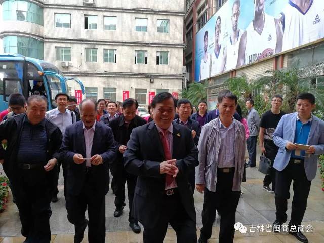 11月22日下午,在福建厦门培训班结束后不久,姜国均