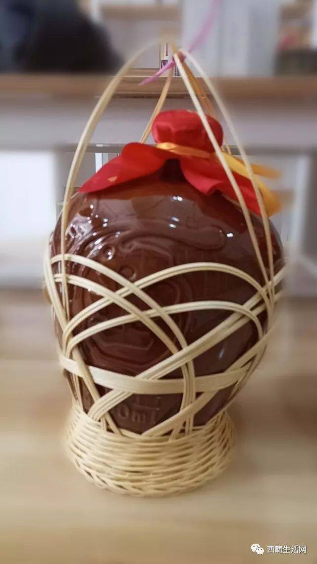 侬家土锅酒:土锅百家醉,民朴酒浓情