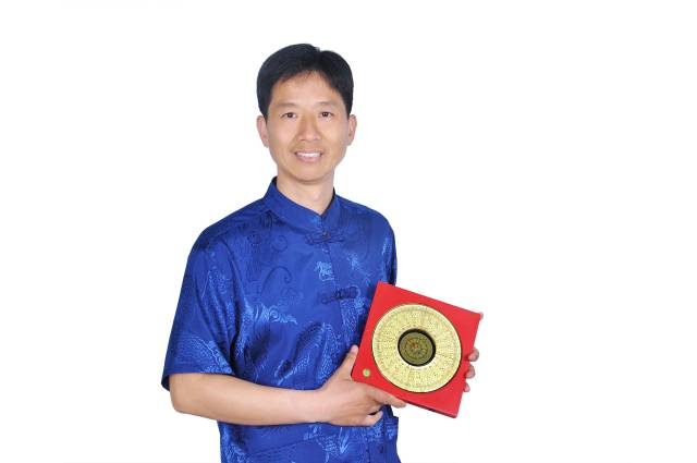 刘玄大师传承国学文化经典 全心为企业把脉与为人生导航