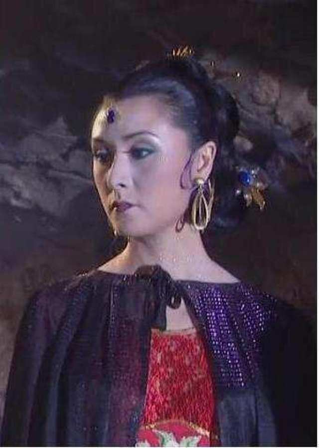 在师徒几人途径七绝山的时候遇到了蟒蛇精,当时蟒蛇精占据七绝山,在