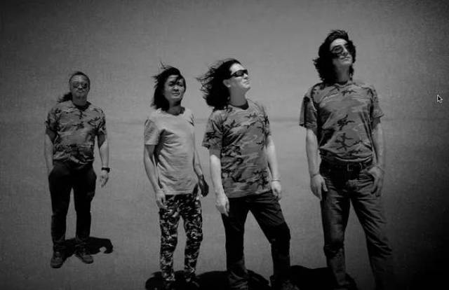 耀乐团  《米迪拉》《我们就喜欢这样》 《pain》《whats your