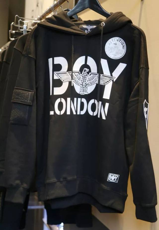 红遍全球的英伦潮牌boy london入驻砂之船(璧山)奥莱啦!