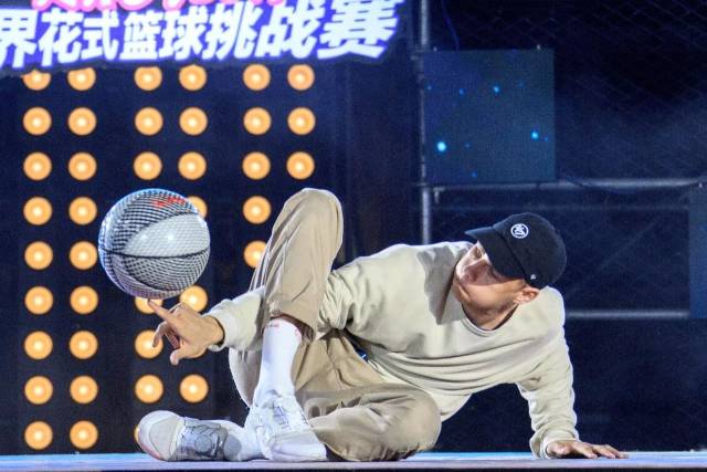 "神"级较量 | khot2017世界花式篮球挑战赛完美落幕!