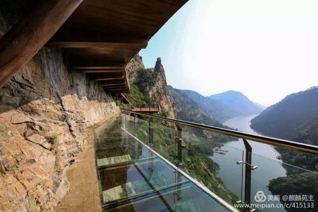 看过来教你玩转九仙山玻璃栈道