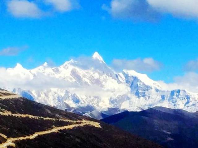 南迦巴瓦峰中國國家地理中國十大最美山峰之首驚豔