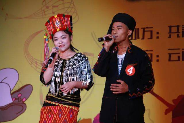 《幸福的泪水(景颇歌曲)》 ——何干门 6 《阿佤人》 ——阿佤人组合