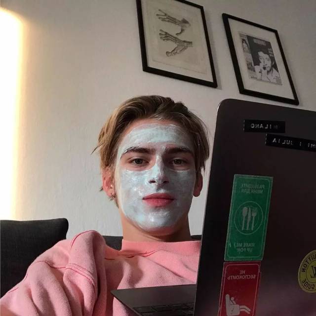 美颜小天使 dominik sadoch,想为他当1