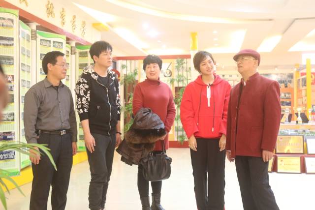 昨天潘粤明去新丰一中做了什么?这篇文章告诉